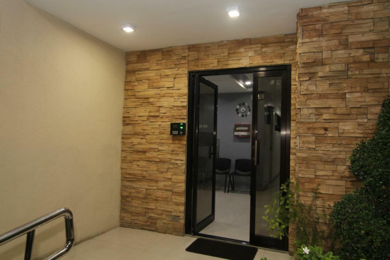 Rf Suites Cebu Екстер'єр фото